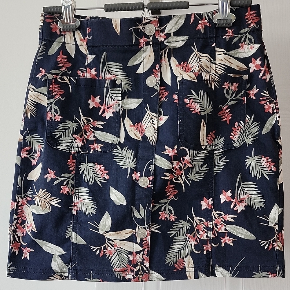 Floral Navy Women's Schwiing Skirt